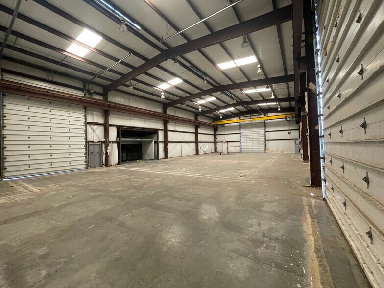 More Photos Of 6307 E Hwy 270, Alderson Warehouse For Lease