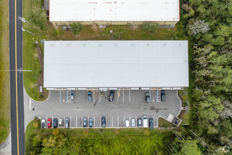 More Photos Of 1413 Hamlin Ave, Saint Cloud Light Distribution For Lease