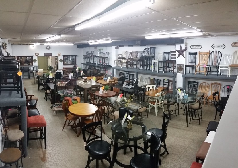 More Photos Of 8109 Frankford Ave, Philadelphia Storefront Retail Office For Sale