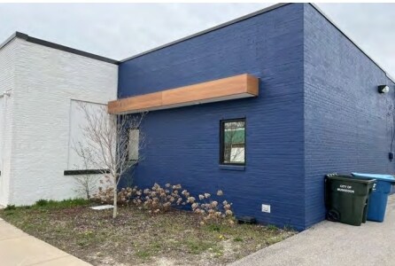 More Photos Of 1871 Peck St, Muskegon Storefront For Sale