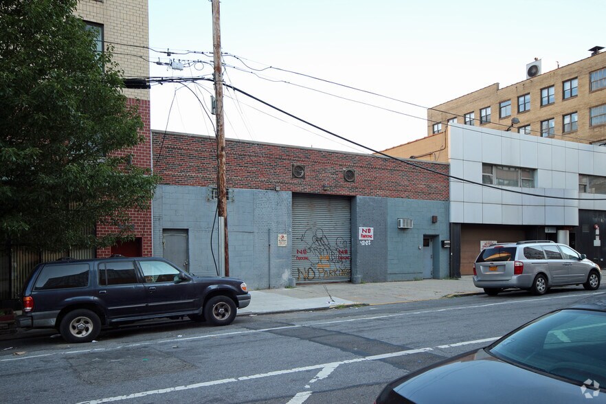 More Photos Of 42-22 Crescent St, Long Island City Apartments For Lease