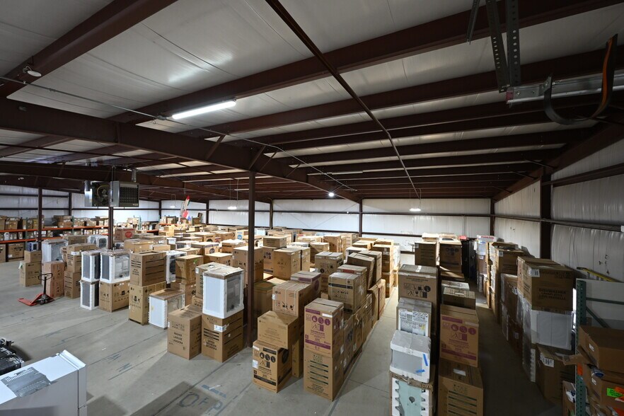 More Photos Of 64 Nod Rd, Clinton Industrial For Sale