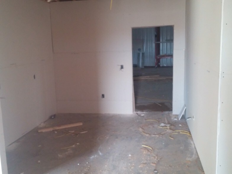 More Photos Of 13545 Bassett Ln, Williston Warehouse For Sale