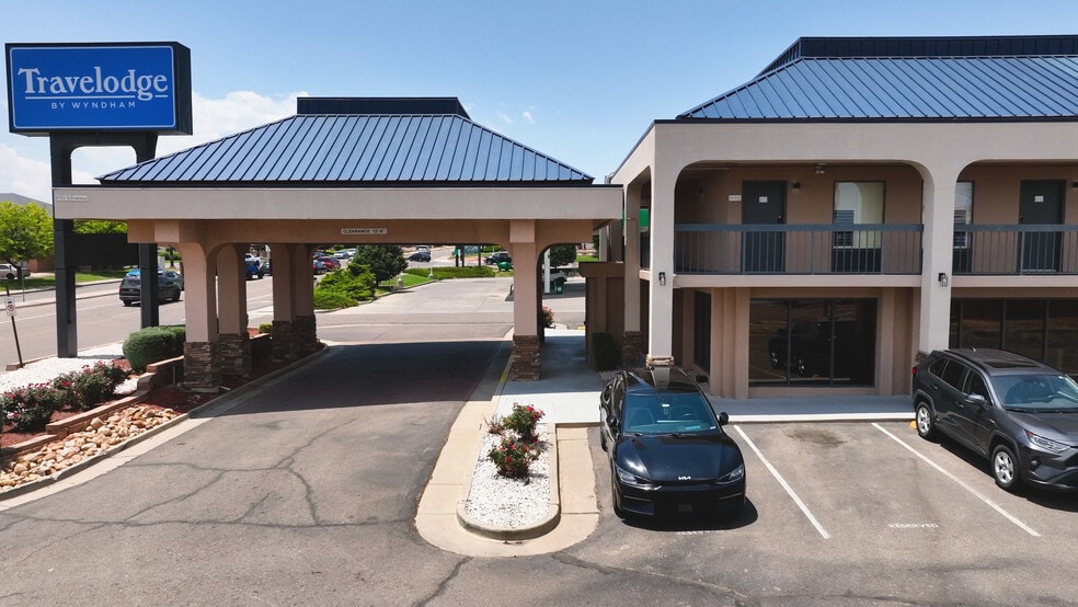 Primary Photo Of 4703 N Freeway Rd, Pueblo Hotel For Sale