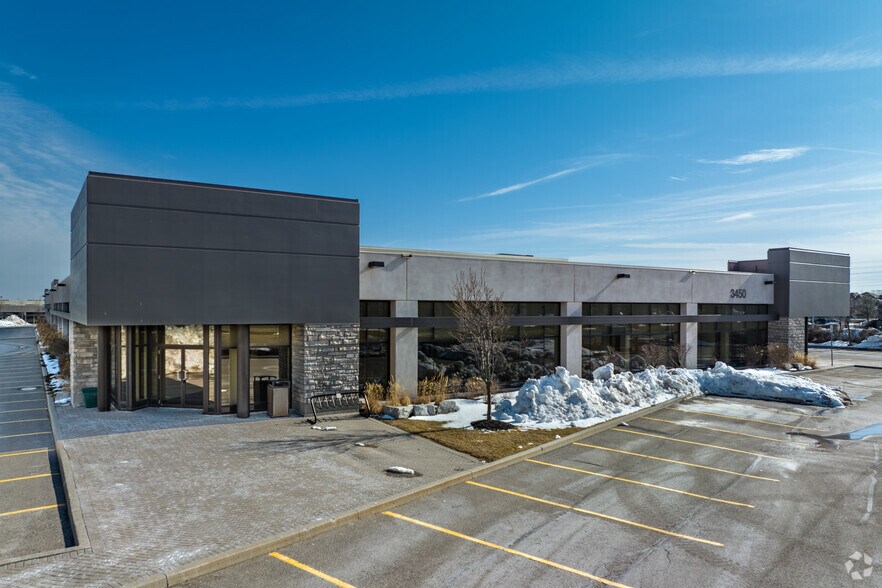 More Photos Of 3450 Superior Ct, Oakville Office For Lease