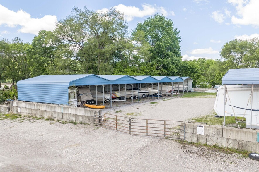 More Photos Of 4255 Kellogg Ave, Cincinnati Self Storage For Sale