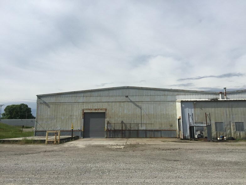More Photos Of 73 Neale Rd, Vienna Warehouse For Lease