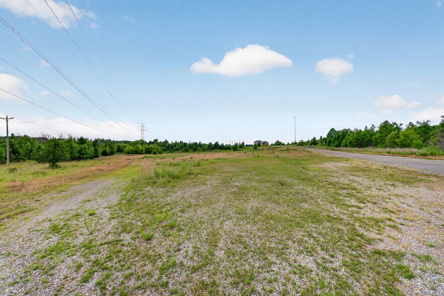 More Photos Of 957 Truck Plaza Ln, Calvert City Land For Sale