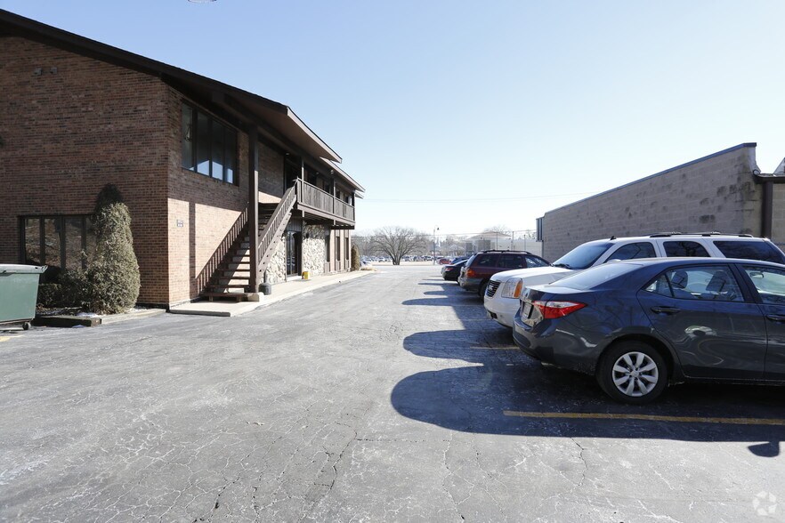 More Photos Of 12760 S Harlem Ave, Palos Heights Medical For Lease