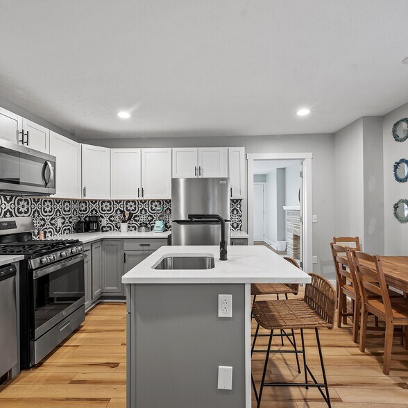 More Photos Of 1117-1119 Spring Garden Ave, Pittsburgh Apartments For Sale