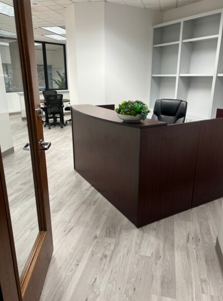 More Photos Of 5220 Spring Valley Rd, Dallas Office For Lease