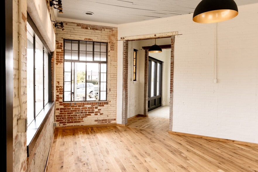 More Photos Of 609 2nd, Macon-Bibb General Retail For Lease