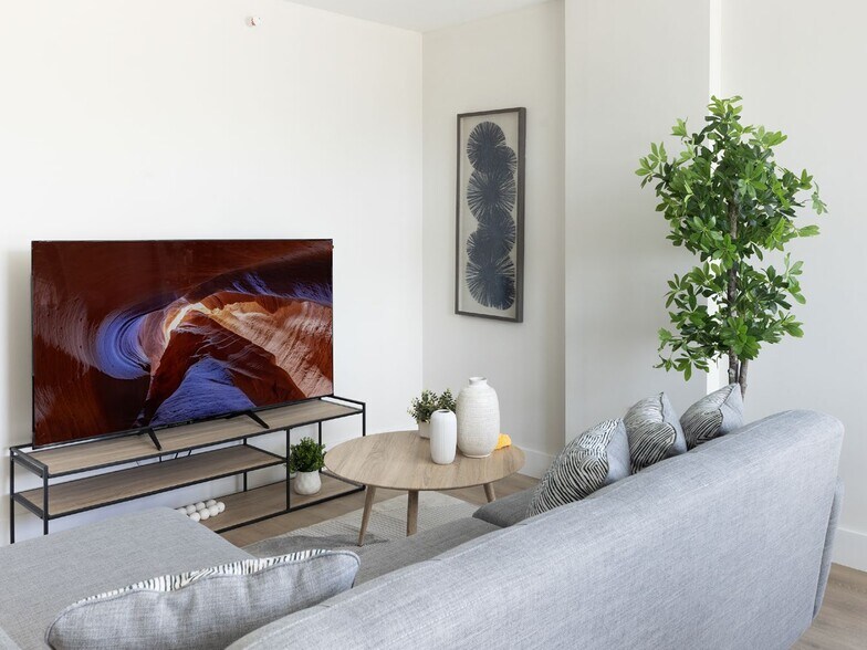 More Photos Of 3702 NW 23rd Ave, Miami Apartments For Sale