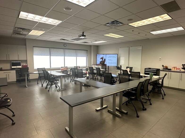 More Photos Of 86 N University Ave, Provo Office Residential For Lease