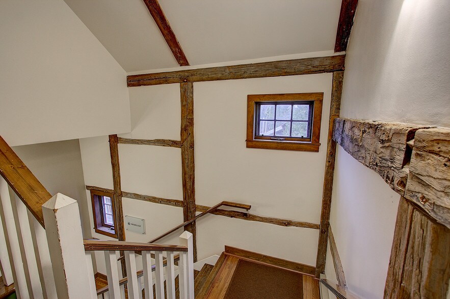 More Photos Of 14135 N Cedarburg Rd, Mequon Office For Lease
