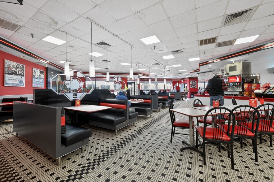 More Photos Of 4429 Old Union Rd, Tifton Fast Food For Sale