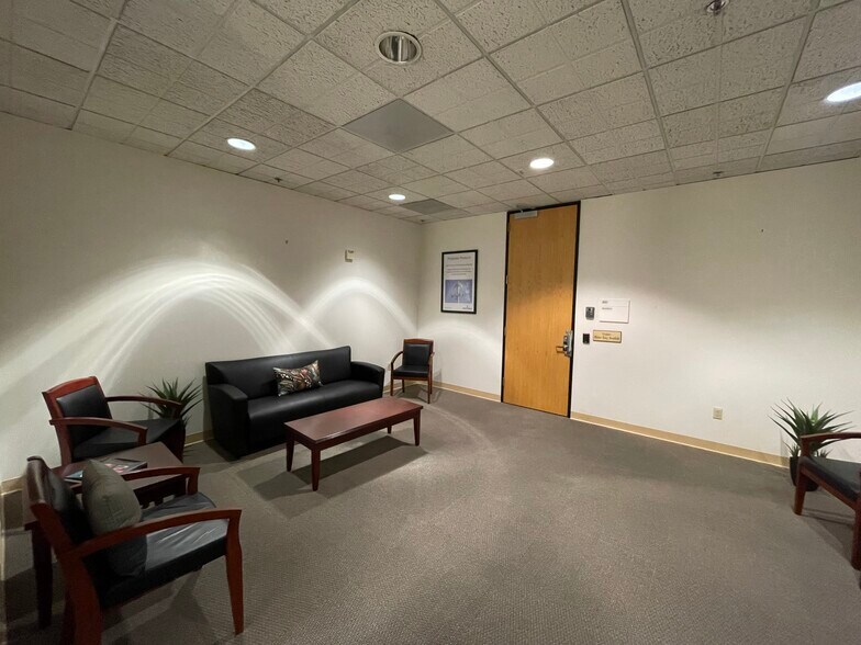 More Photos Of 2580 N 1st St, San Jose Office For Lease