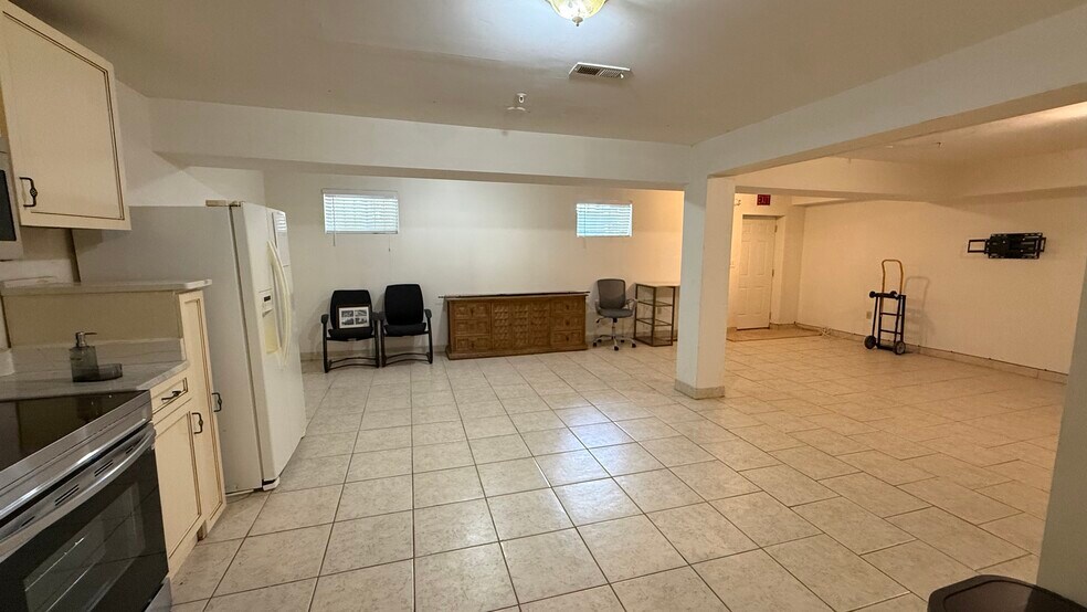 More Photos Of 5212 Astor Pl SE, Washington Assisted Living For Lease