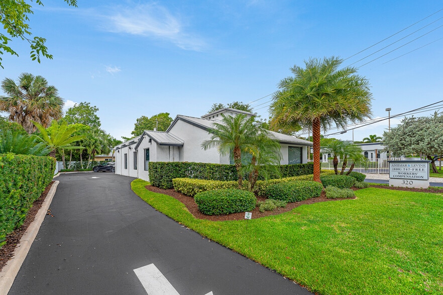 More Photos Of 320 Davie Blvd, Fort Lauderdale Office For Sale