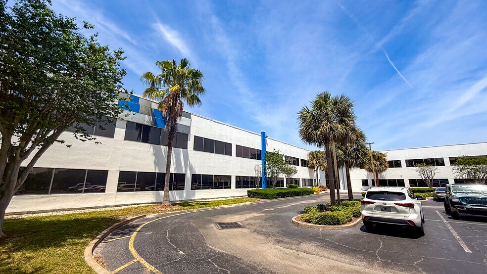 More Photos Of 7800 Southland Blvd, Orlando Office For Lease