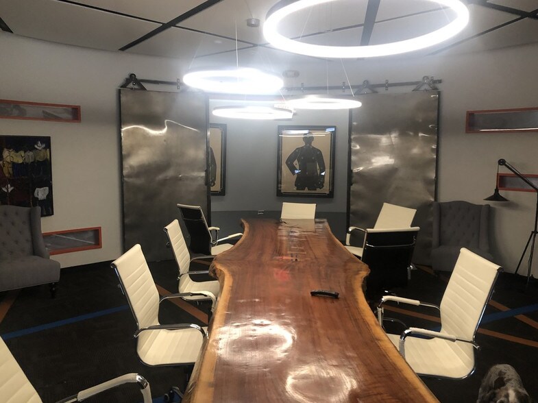 More Photos Of 3330 W Cypress St, Tampa Office For Sale