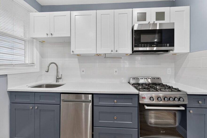 More Photos Of 328 Western ave, Albany Apartments For Sale