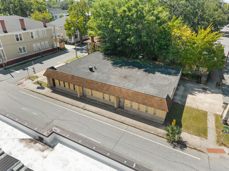 More Photos Of 1601-1605 Whitaker St, Savannah Freestanding For Sale