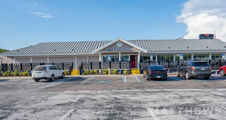 More Photos Of 8909 US Highway 19, Port Richey Restaurant For Sale