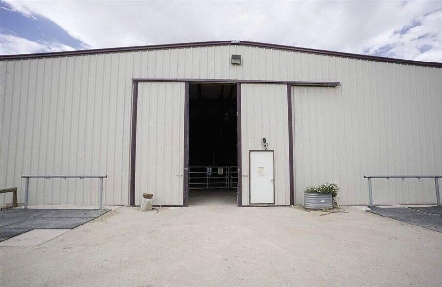 More Photos Of 5100-1 Grey Van Rd, Reno Airplane Hangar For Sale