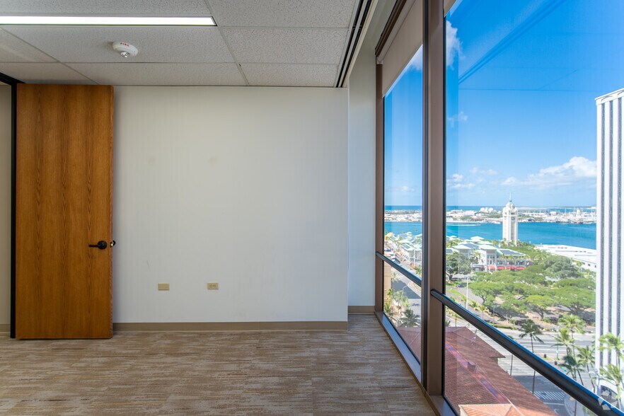 More Photos Of 733 Bishop St, Honolulu Unknown For Lease