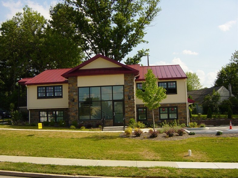 More Photos Of 240 W Germantown Pike, East Norriton Township Loft Creative Space For Lease