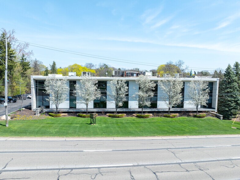 Primary Photo Of 40700 Woodward Ave, Bloomfield Hills Office For Sale