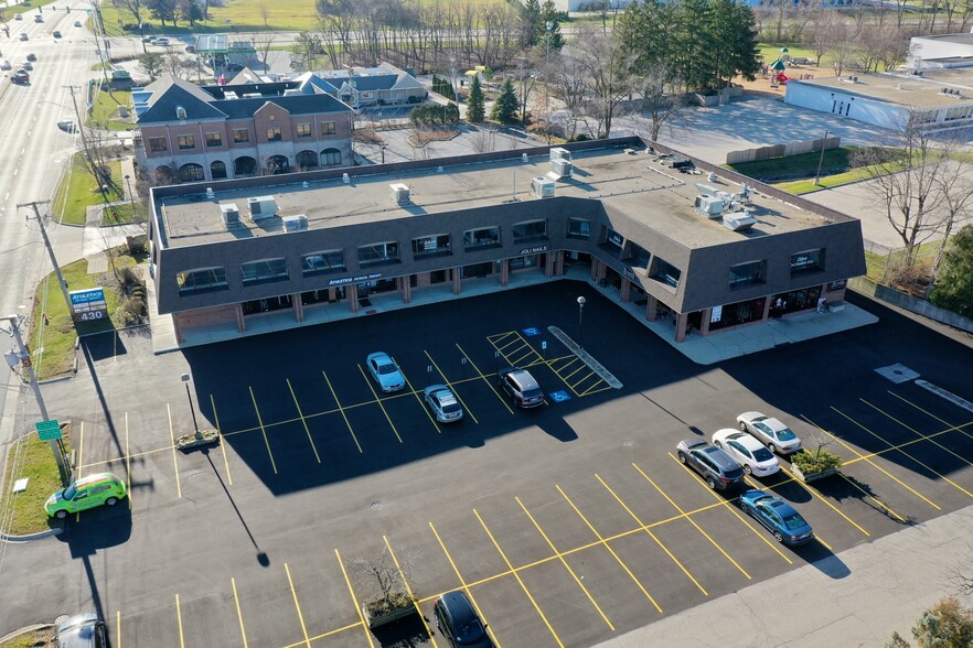 Primary Photo Of 430 Milwaukee Ave, Lincolnshire Storefront Retail Office For Lease