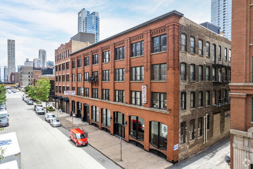 Primary Photo Of 401 W Ontario St, Chicago Loft Creative Space For Sale