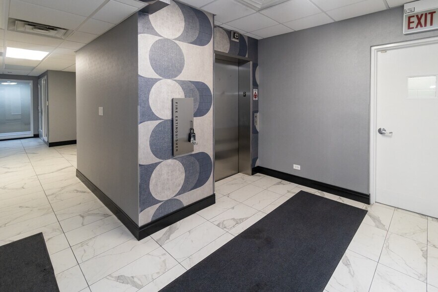 More Photos Of 2400 N Ashland Ave, Chicago Medical For Lease