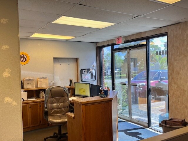 More Photos Of 1190-1191 Old Dixie Hwy, Delray Beach Warehouse For Lease