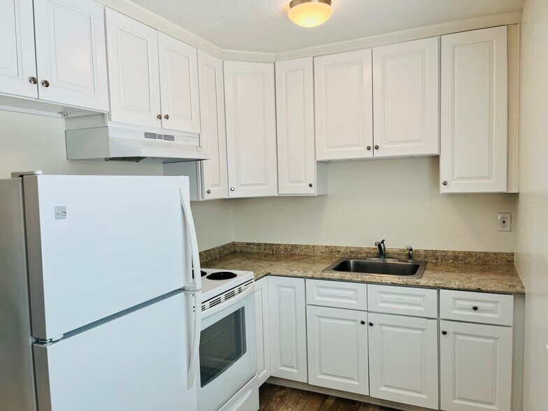 More Photos Of 832 Deland Ave, San Jose Apartments For Sale