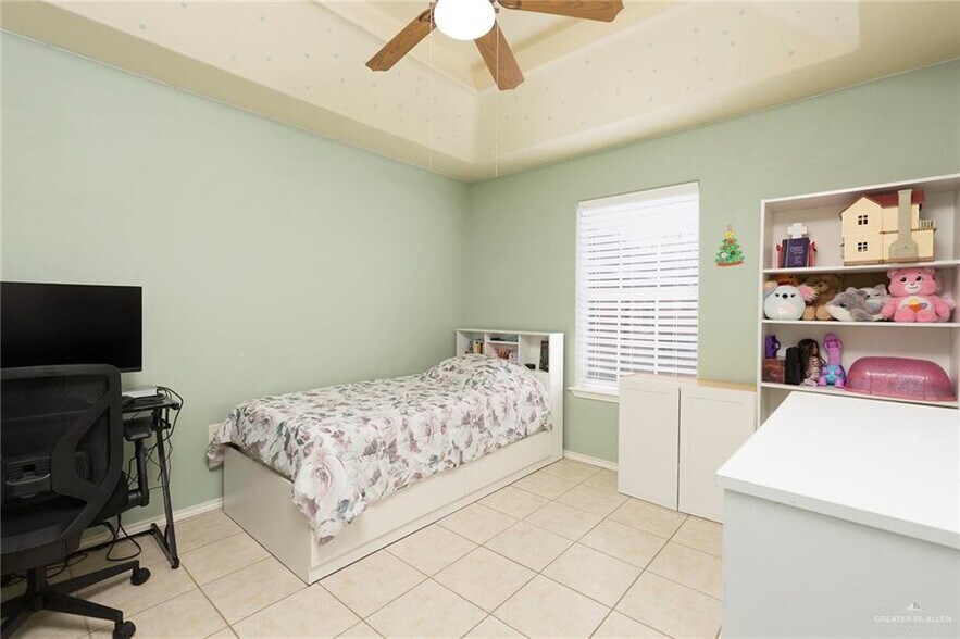 More Photos Of 1502 Diamond Ave, Penitas Apartments For Sale
