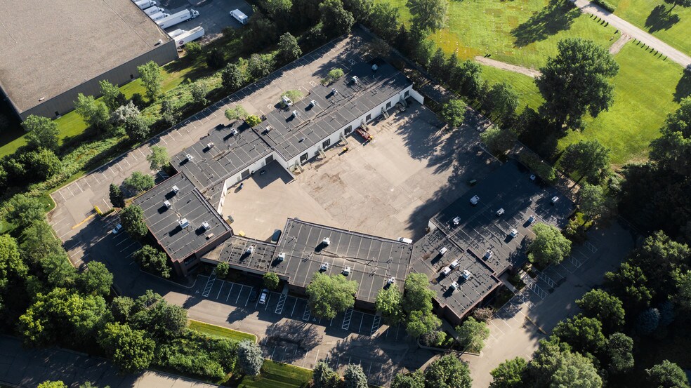 More Photos Of 12201-12241 Wood Lake Dr, Burnsville Light Manufacturing For Lease