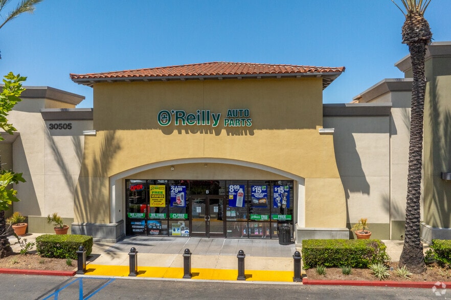 More Photos Of 30501-30505 Avenida de las Flores, Rancho Santa Margarita General Retail For Sale