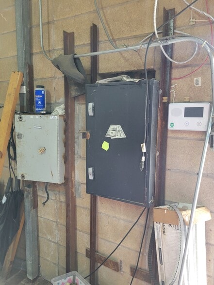 More Photos Of 5031 Treaschwig Rd, Spring Carwash For Sale