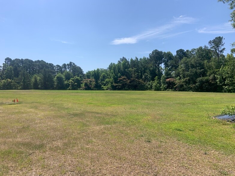 More Photos Of 117 Race Track Rd, Hartsville Self Storage For Sale