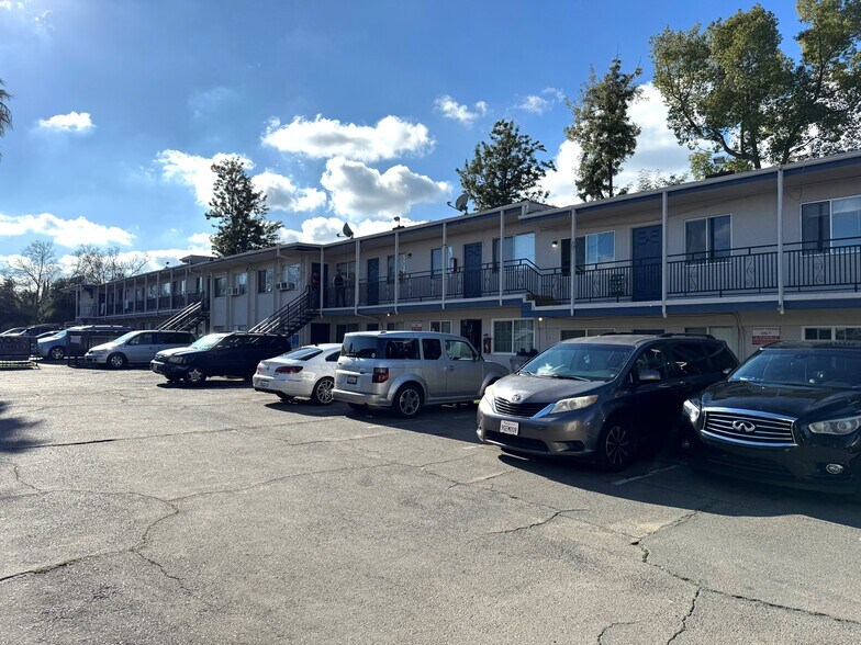 More Photos Of 695 Plaza Ave, Sacramento Apartments For Sale