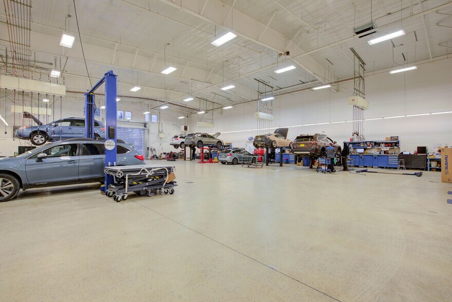 More Photos Of 6001 33rd Ave NE, Tulalip Auto Dealership For Sale