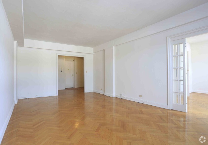 More Photos Of 2-24 Chase Rd, Scarsdale Apartments For Lease