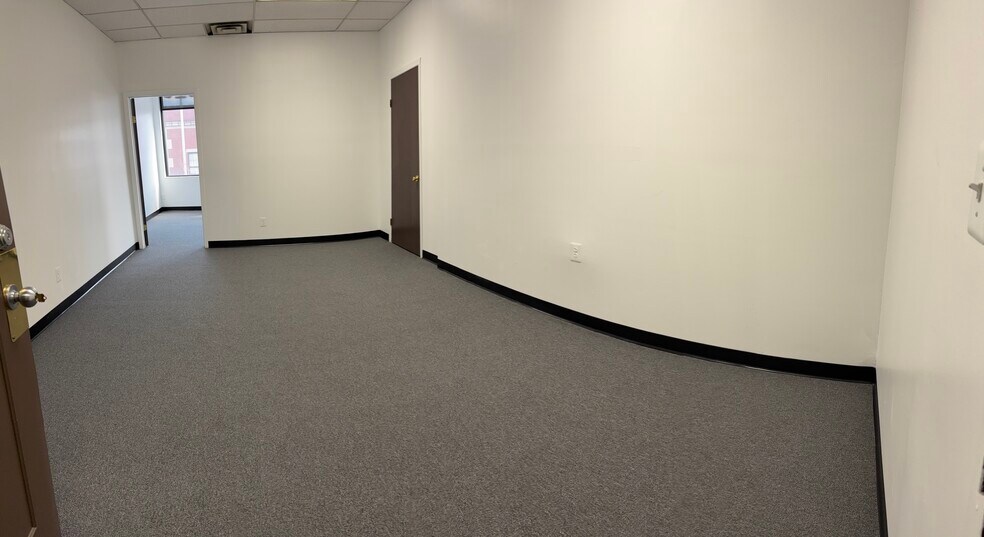 More Photos Of 131 Main St, Hackensack Office Residential For Lease