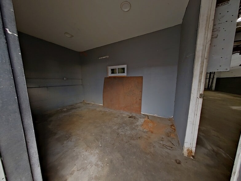 More Photos Of , Philadelphia Industrial For Sale