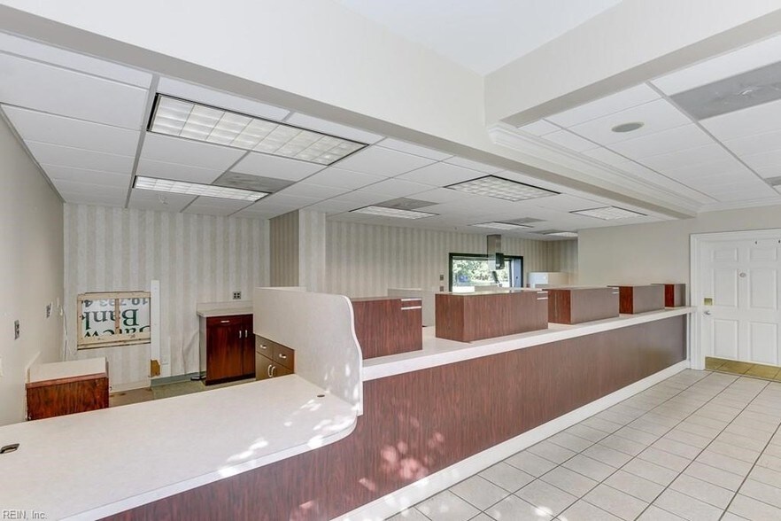 More Photos Of 100 Bosley Ave, Suffolk Bank For Lease