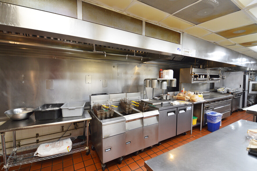 More Photos Of 7843 North Point Blvd, Winston-Salem Restaurant For Sale