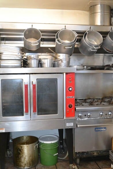 More Photos Of 308 W 12th St, Alturas Hotel For Sale